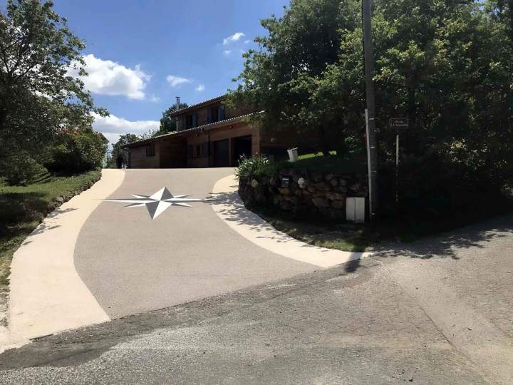 Spécialiste en marquage au sol Auvergne-Rhône-Alpes